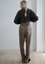 Load image into Gallery viewer, Berkeley Organic Cotton Twill Pant - Walnut

