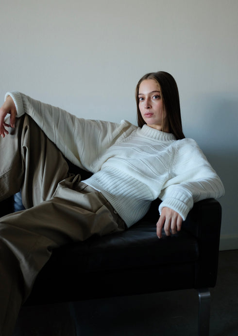 Keasey Mono Wool Pullover - Off-white