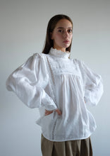 Load image into Gallery viewer, Aesha Organic Linen Blouse Success
