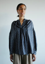 Load image into Gallery viewer, Estelle Organic Cotton Blouse - Print Black
