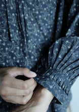 Load image into Gallery viewer, Estelle Organic Cotton Blouse - Print Black
