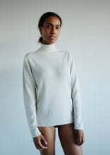 Load image into Gallery viewer, Coelle Merino Pullover - Off-white Melange

