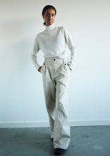 Load image into Gallery viewer, Coelle Merino Pullover - Off-white Melange
