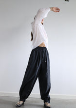 Load image into Gallery viewer, Pepper Silk Pants

