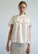Load image into Gallery viewer, Breen Silk Top - Creme
