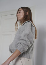 Load image into Gallery viewer, Aemar wool handknit pullover
