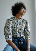 Load image into Gallery viewer, Aestrid Organic Cotton Blouse
