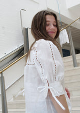Load image into Gallery viewer, Bisou Organic Linen Blouse
