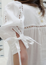 Load image into Gallery viewer, Bisou Organic Linen Blouse
