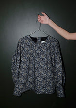 Load image into Gallery viewer, Cleo Organic Printed Poplin Blouse
