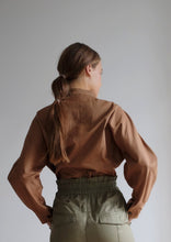 Load image into Gallery viewer, Bennet Organic Cotton Twill Shirt-jacket - Oak
