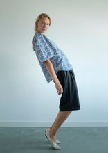 Load image into Gallery viewer, Fawn Organic Cotton Blouse - Print Blue
