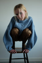Load image into Gallery viewer, Cora Pullover - Light Blue Melange
