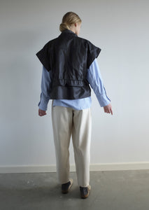Bee Organic Cotton Twill Vest - Black