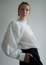 Load image into Gallery viewer, Evelyn Ramie Blouse - Bright White

