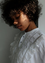 Load image into Gallery viewer, Aelin Organic Linen Blouse
