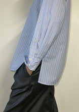 Load image into Gallery viewer, Caebel Blouse - Deadstock Shirting Stripe
